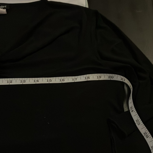 PULLOVER BLOUSE WITH PEARL DETAIL 2X - Picture 5 of 8